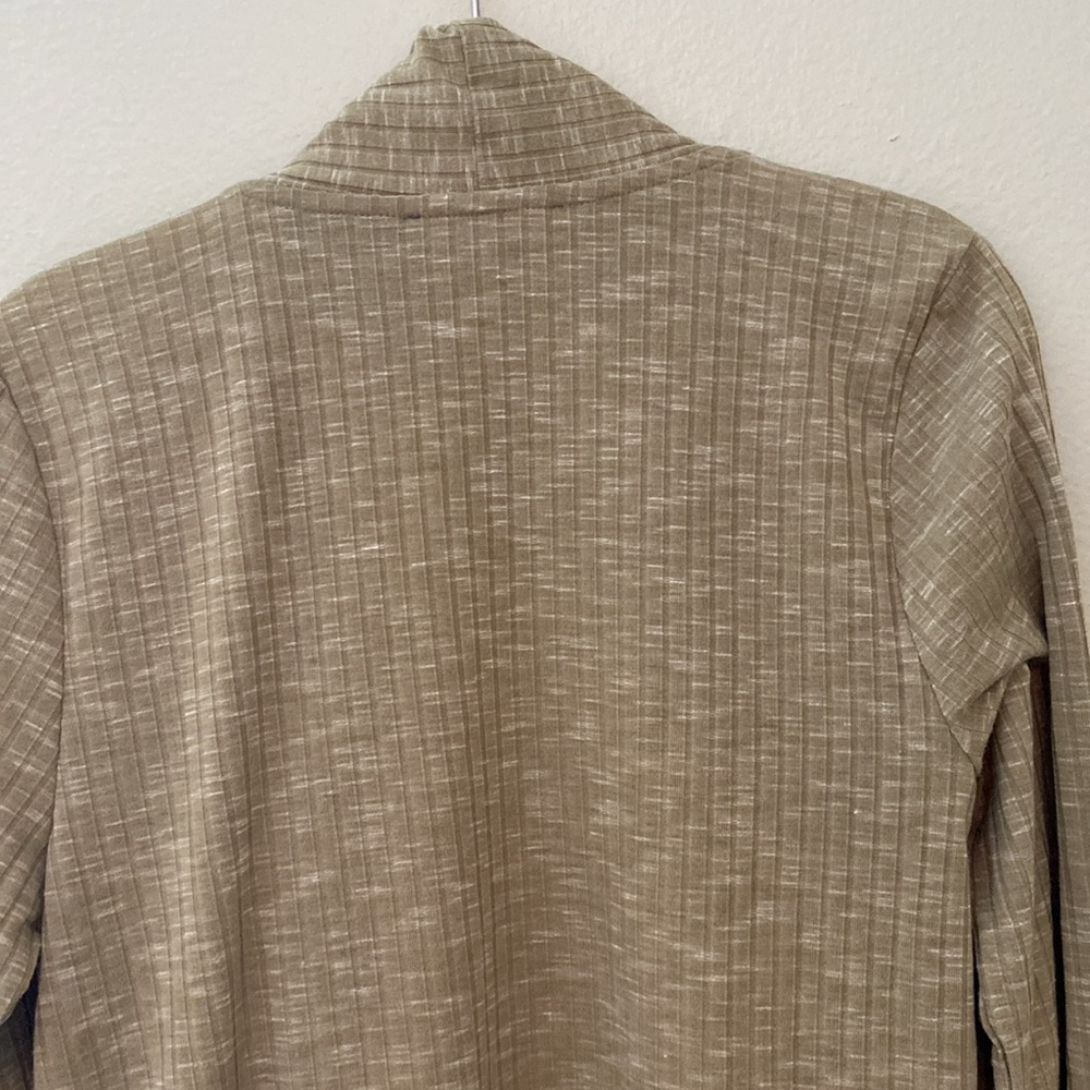 Lisa Rinna Long Sleeve Lightweight Green Heathered Open Cardigan with Pockets - Picture 8 of 11